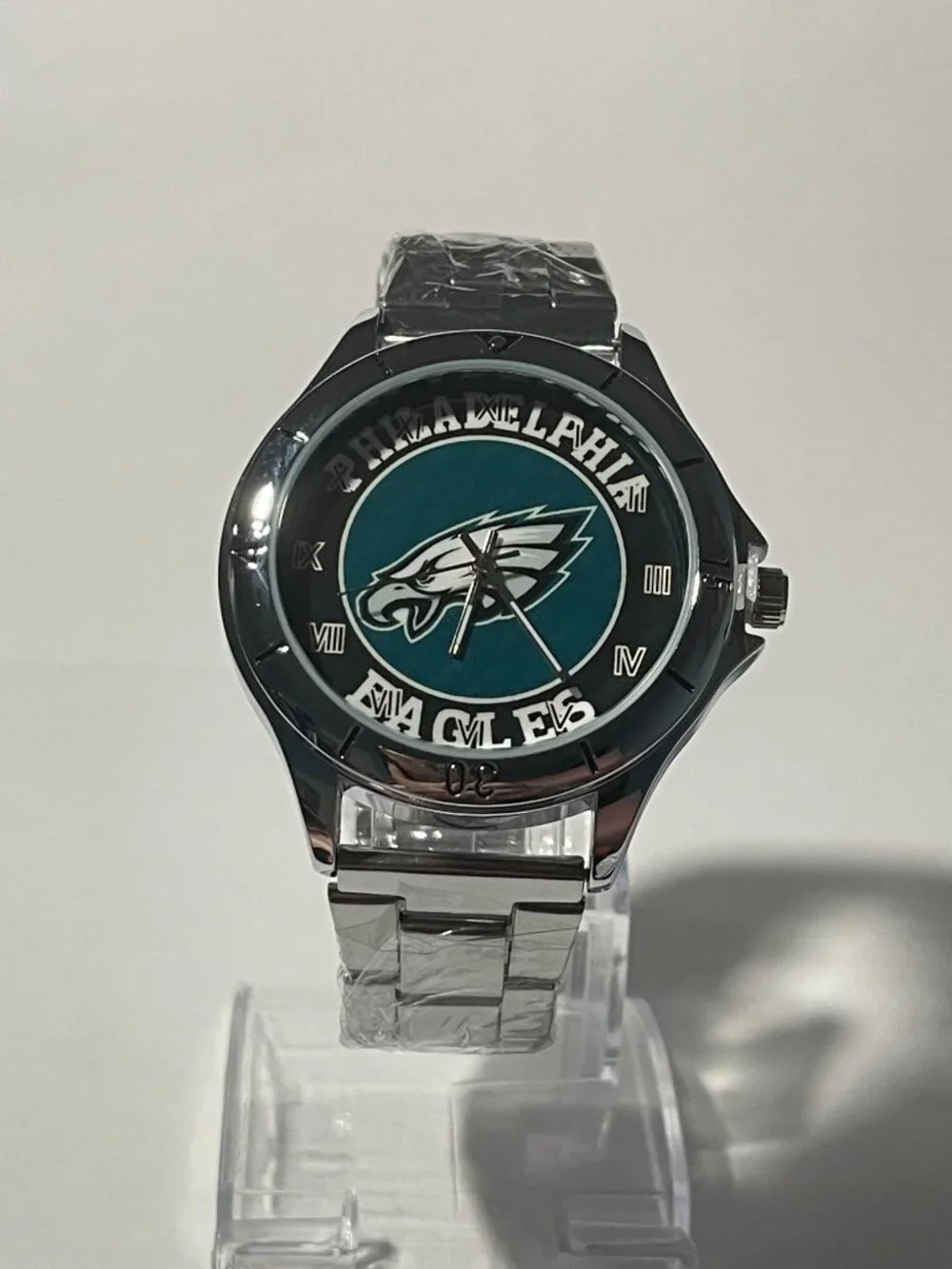 Philadelphia Eagles NFL Team Logo Men's Stainless-Steel Silver Watch NEW